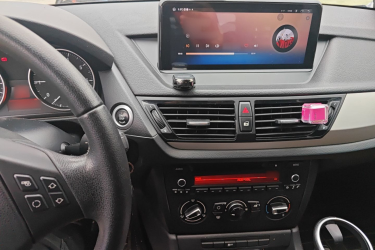 宝马X1 2013款 sDrive18i 时尚型局部细节16