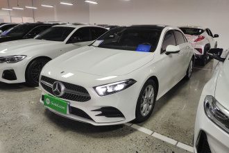 奔驰A级 2021款 A 200 L 运动轿车时尚型