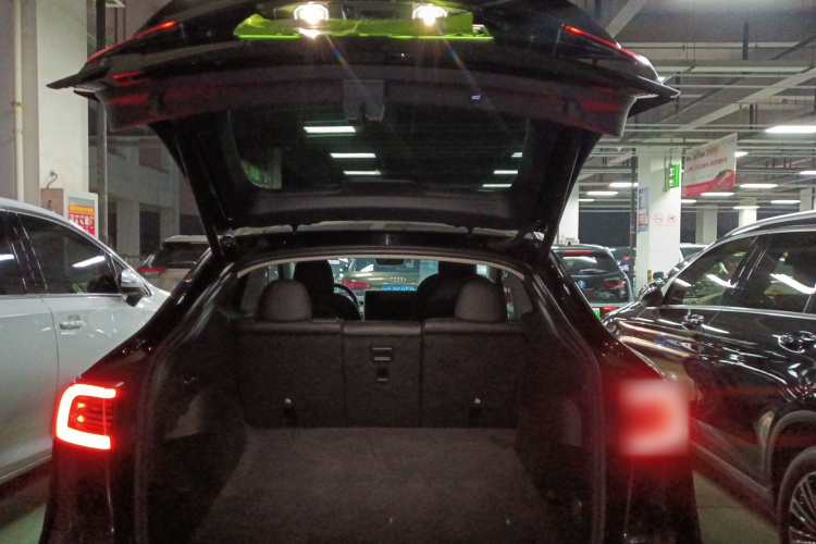 特斯拉 Model Y 2021款 标准续航后驱版机舱底盘23