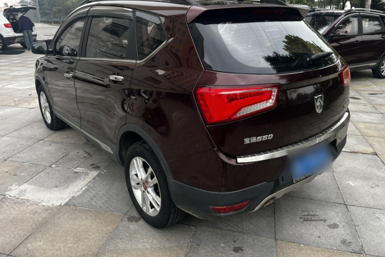宝骏560 2016款 1.8L iAMT精英型车身外观6003