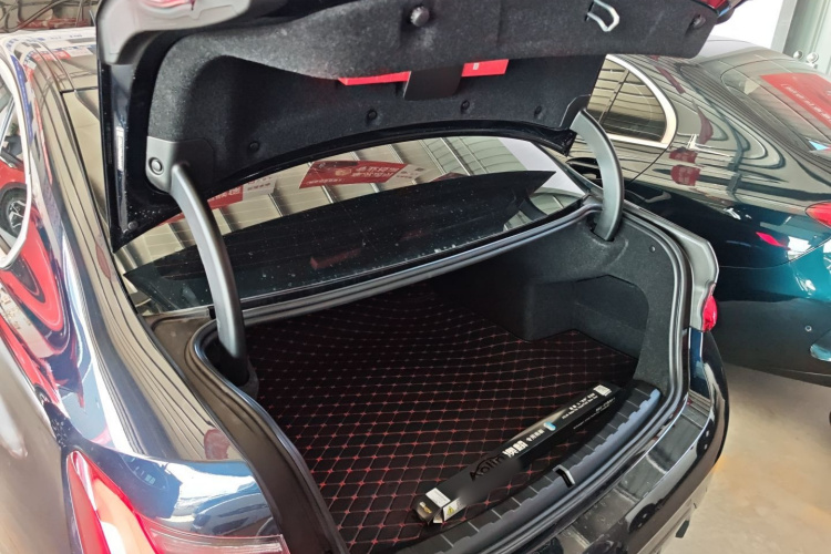 宝马3系 2024款 325i M运动套装局部细节23