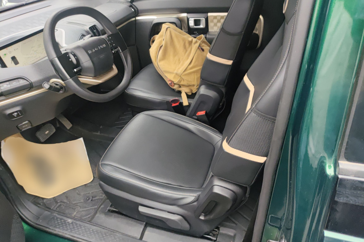 宝骏KiWi EV 2022款 设计师轻享版 三元锂中控内饰19