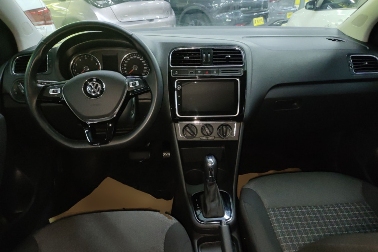 大众 Polo 2018款 1.5L 自动安享型中控内饰12