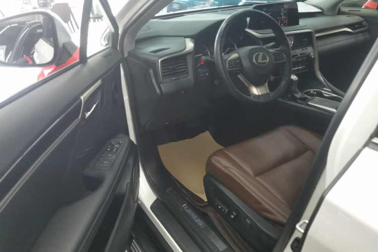 雷克萨斯RX 2020款 改款 300 两驱精英版中控内饰20