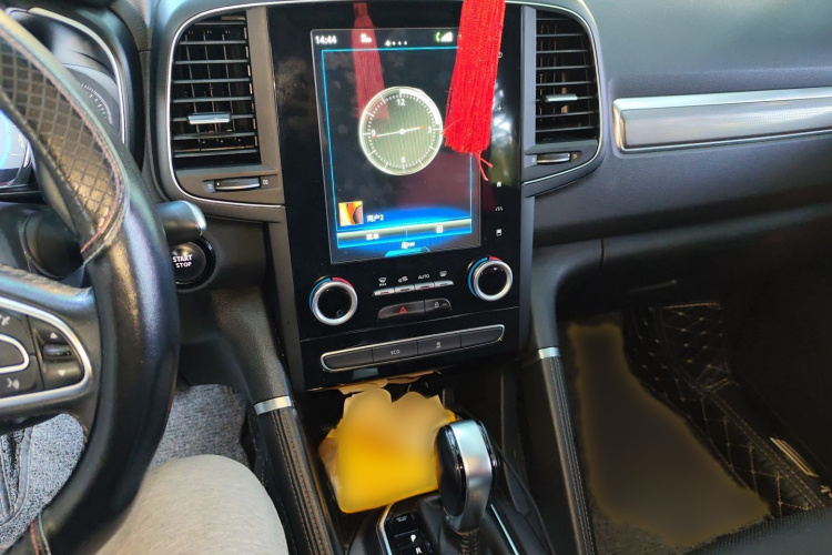 雷诺 科雷傲 2017款 2.5L 两驱尊贵版局部细节16