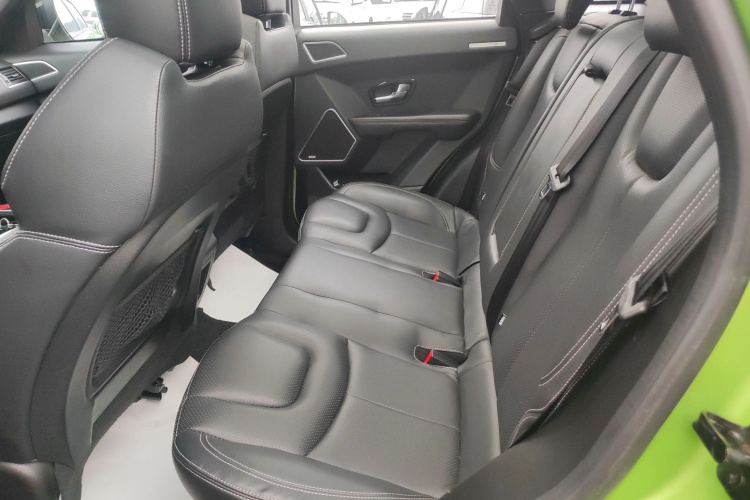 陆风X7 2016款 2.0T 全景尊贵版中控内饰7004