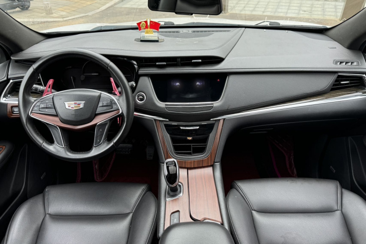 凯迪拉克XT5 2018款 25T 技术型中控内饰7002