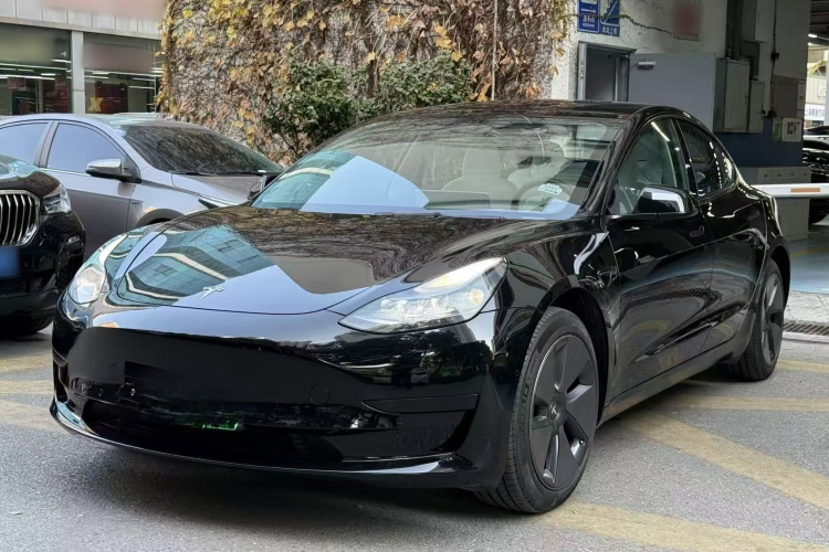 特斯拉 Model 3 2022款 后轮驱动版车身外观6003