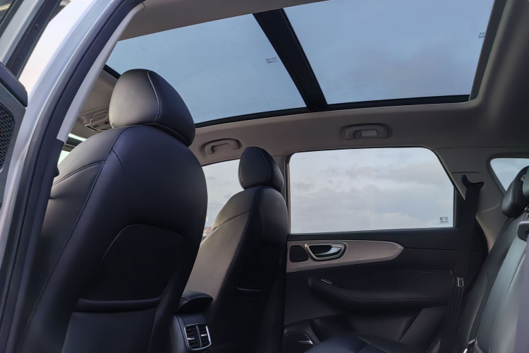 荣威RX5 2020款 PLUS 300TGI 手动Ali国潮豪华版中控内饰7007