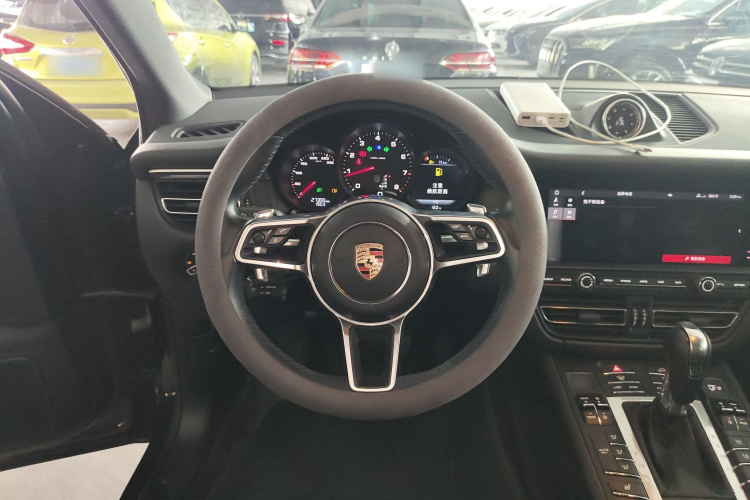 保时捷 2020款 Macan 2.0T中控内饰13