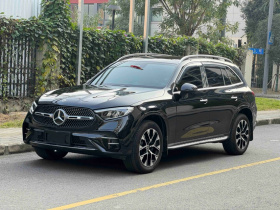 奔驰GLC 2023款 改款 GLC 260 L 4MATIC 豪华型 5座