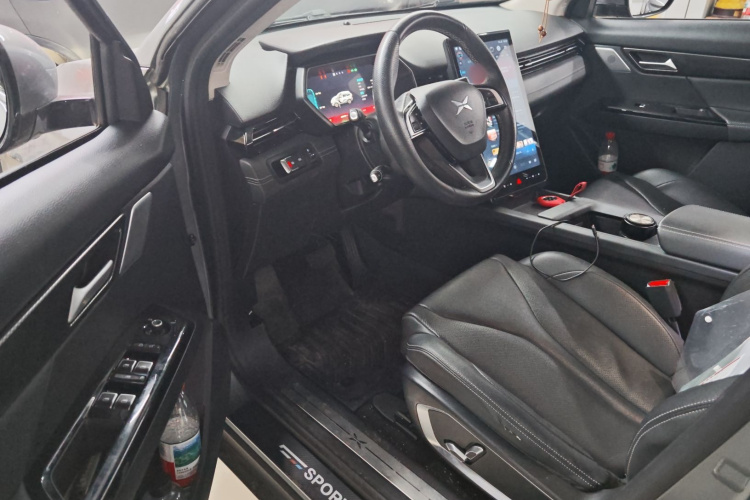 小鹏G3 2020款 460i 智享版中控内饰20