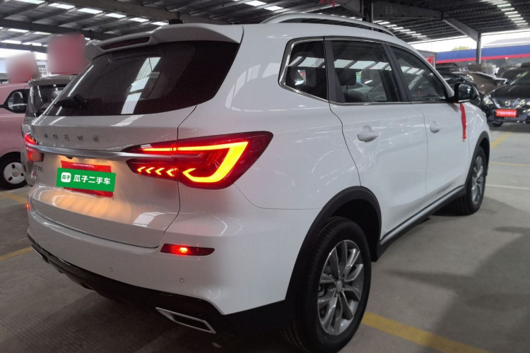 荣威RX5 2025款 PLUS 330TGI 自动领潮智惠版车身外观7