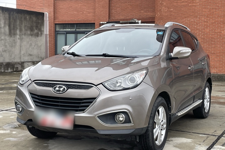 北京现代ix35 2012款 2.0L 自动两驱精英版GLS车身外观6005