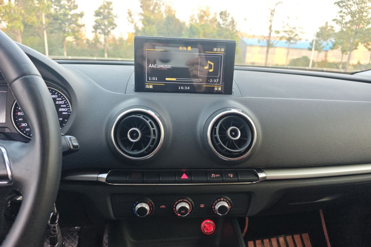 奥迪A3 2014款 Limousine 35 TFSI 自动进取型局部细节16