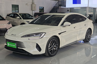 比亚迪 海豹07 DM-i 2025款 DM-i 1.5L 125km 尊贵型