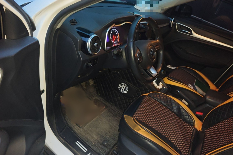 名爵ZS 2018款 1.5L 手动舒适版 国V中控内饰7003