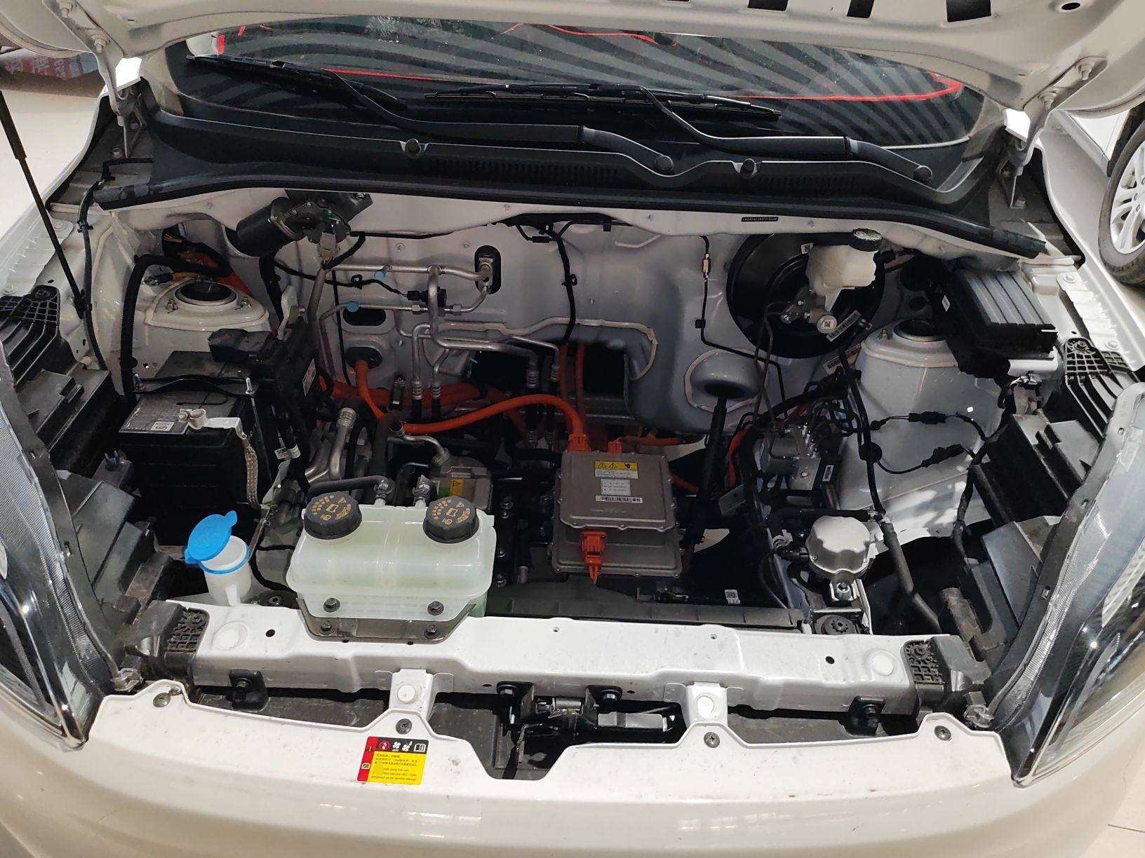 五菱汽车 五菱宏光新能源 2024款 纯电版 300KM 标准型