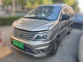 东风风行 菱智 2019款 M5 1.6L 7座特供型 国VI