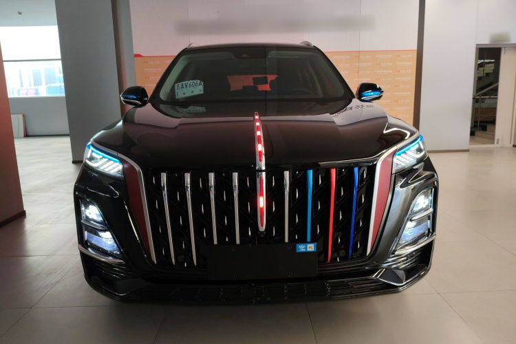 红旗HS5 2023款 2.0T 旗享Pro版车身外观2