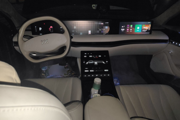 智己汽车 智己L7 2022款 Dynamic中控内饰12
