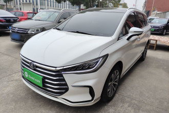 比亚迪 宋MAX 2021款 升级版 1.5T 自动尊贵型 7座