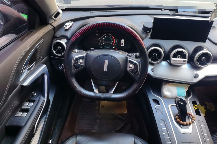 魏牌 VV7 2020款 2.0T 旗舰型中控内饰13