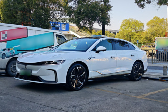 岚图汽车 岚图追光 2023款 四驱标准版