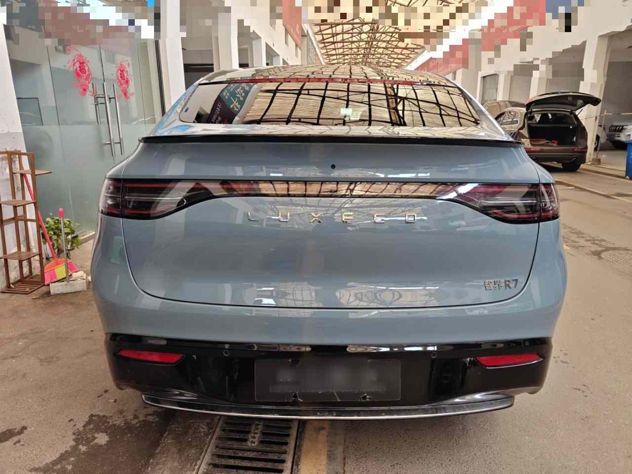 鸿蒙智行 智界R7 2025款 增程 251km Max(4)