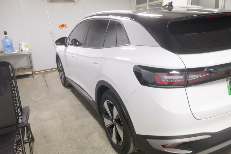 大众 ID.4 X 2025款 聪明款 纯净智享版车身外观4