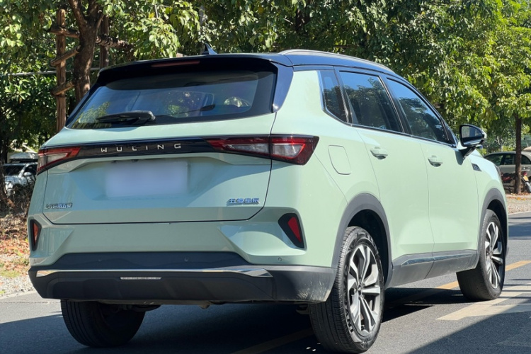 五菱汽车 五菱星辰 2021款 1.5T CVT星曜版车身外观6005