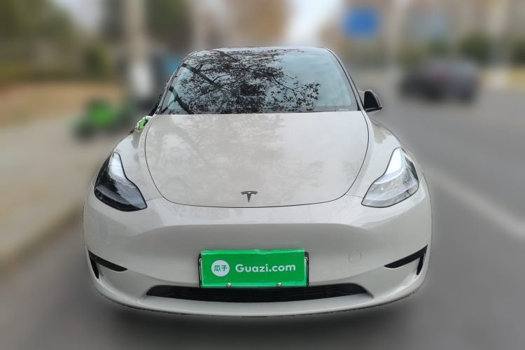 特斯拉 Model Y 2022款 改款 后轮驱动版车身外观2