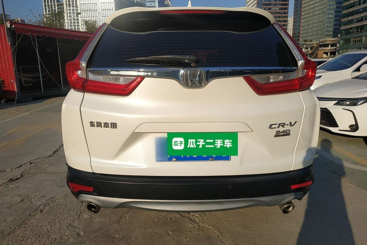 本田CR-V 2018款 240TURBO CVT两驱舒适版车身外观6