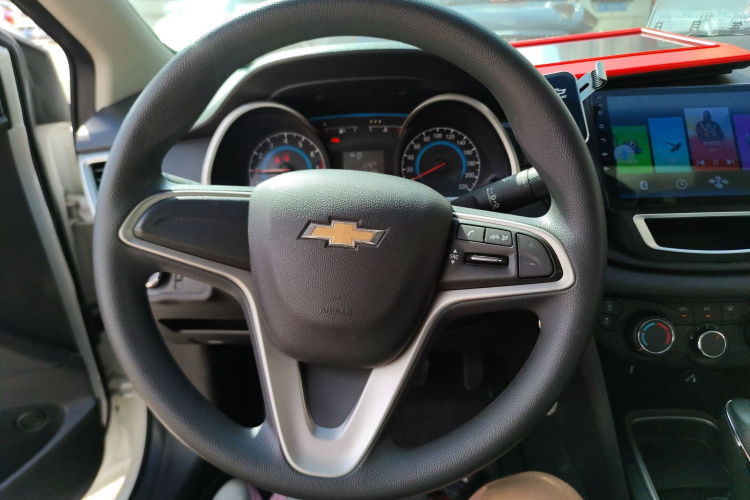 雪佛兰 科沃兹 2019款 320 自动欣悦版中控内饰13