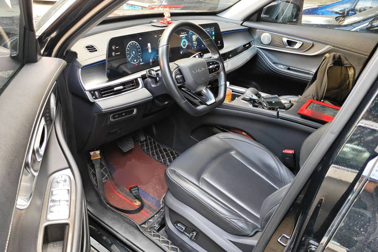 奇瑞 瑞虎8 PRO 2022款 390T 两驱天穹版 5座中控内饰7003