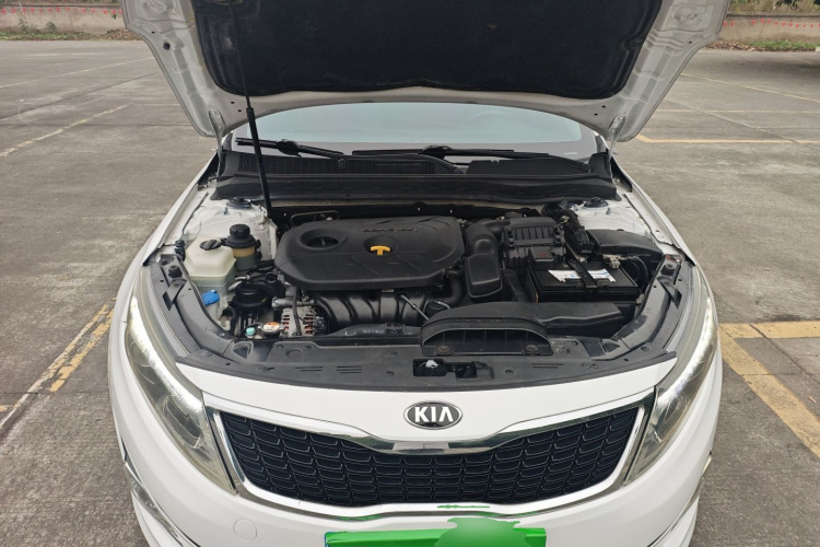 起亚K5 2014款 2.0L 自动LUXURY机舱底盘24