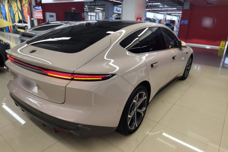 蔚来ET5 2022款 75kWh车身外观6005