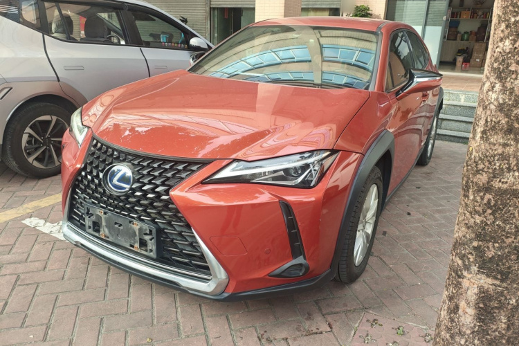 雷克萨斯UX 2019款 260h 探·酷版 国VI车身外观1