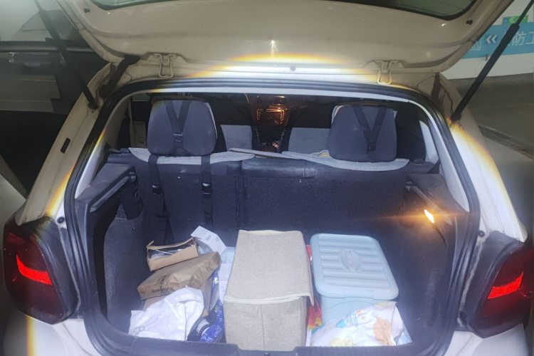 大众 Polo 2013款 1.6L 自动舒适版中控内饰23