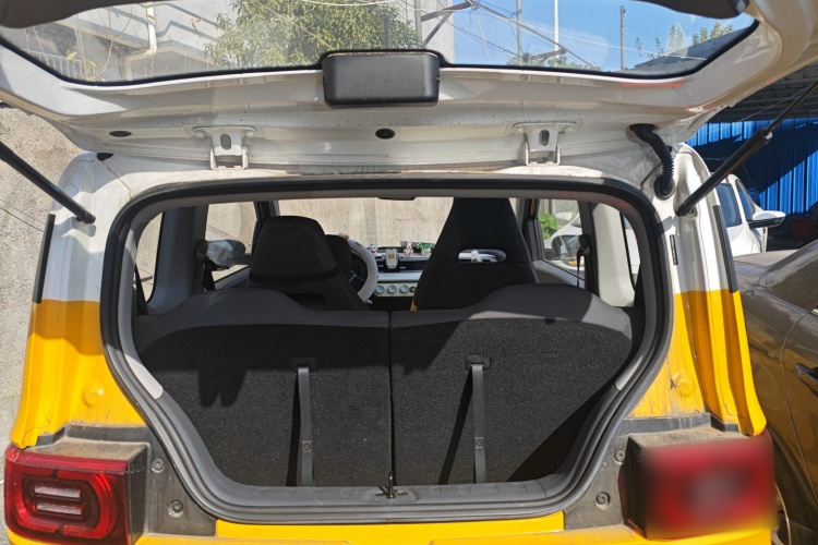 五菱汽车 宏光MINIEV 2022款 马卡龙时尚款 磷酸铁锂机舱底盘23