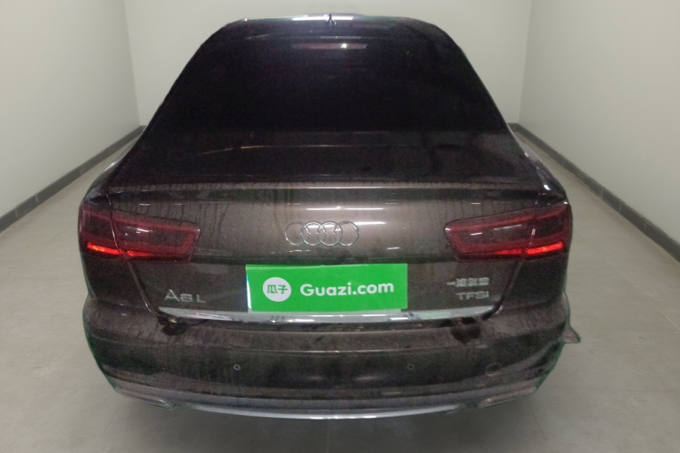 奥迪A6L 2018款 30周年年型 TFSI 进取型车身外观6