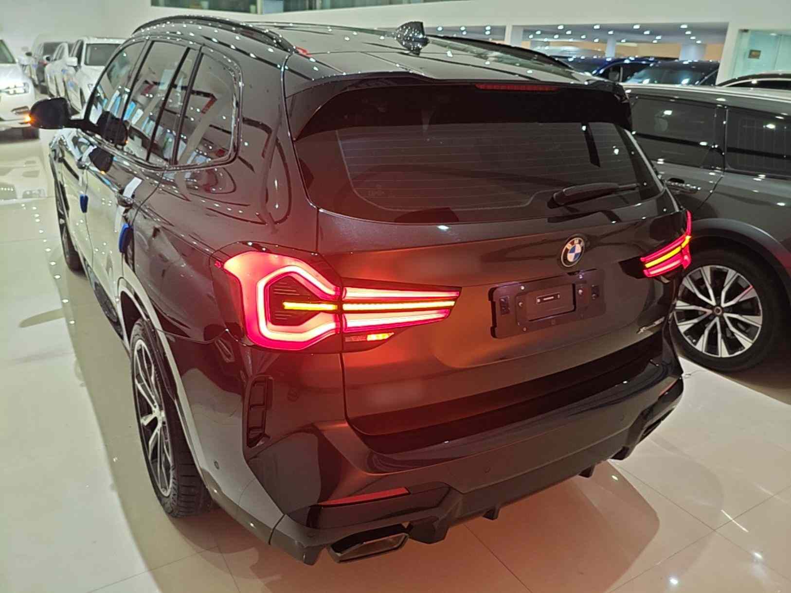 宝马X3 2023款 改款 xDrive30i 领先型 M曜夜套装(4)