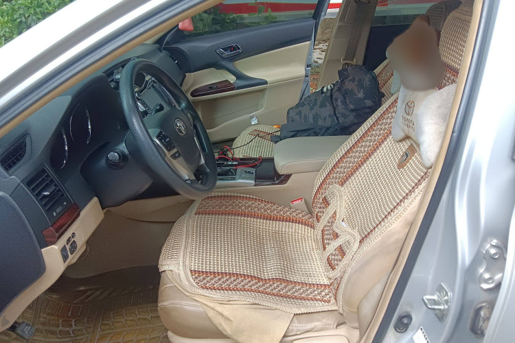 丰田 锐志 2010款 2.5S 风尚菁华版局部细节19