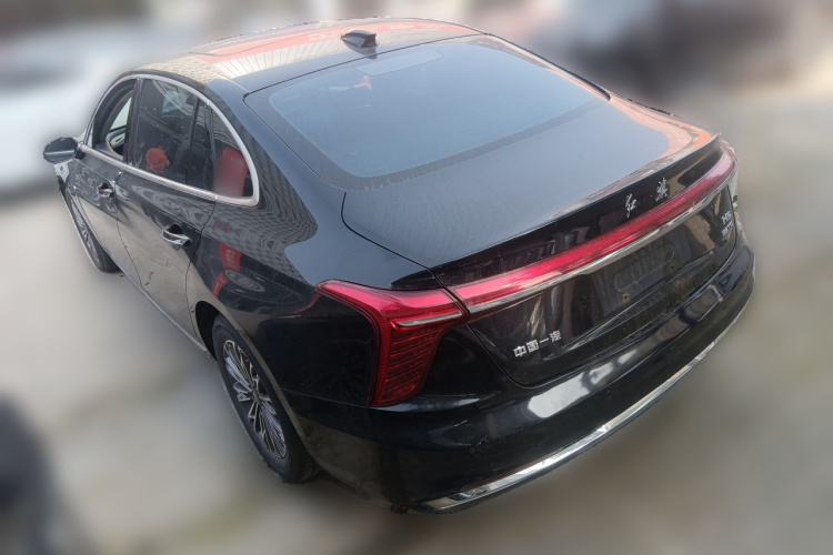 红旗H5 2023款 1.5T DCT智联旗韵版车身外观5