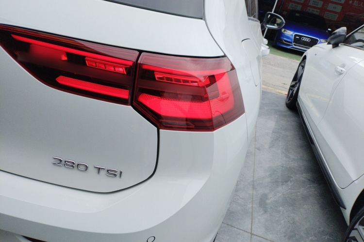 大众 高尔夫 2021款 280TSI DSG R-Line车身外观9