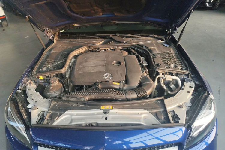 奔驰C级(进口) 2020款 改款 C 200 旅行轿车局部细节24