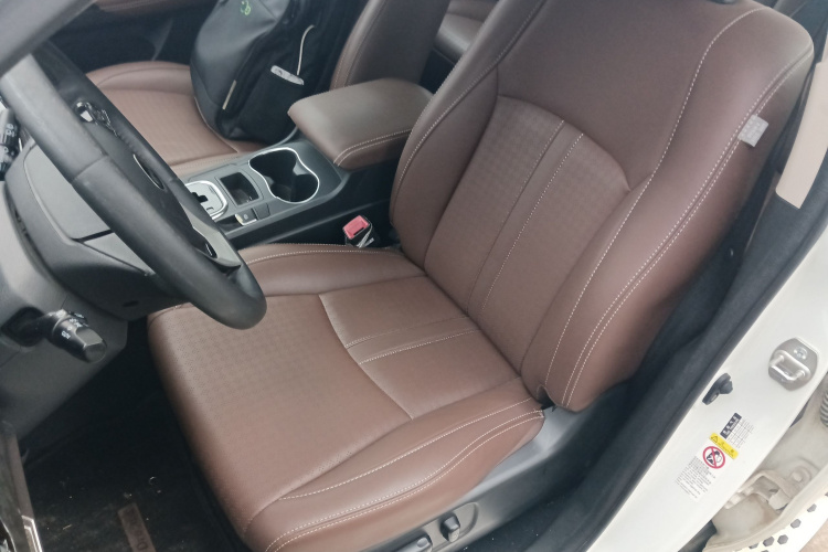 比亚迪S7 2016款 2.0T 自动尊贵型Plus局部细节19