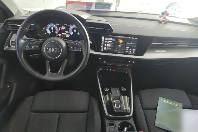 奥迪A3 2021款 Sportback 35 TFSI 进取致雅型中控内饰12