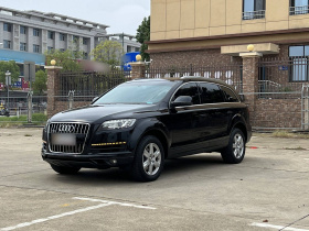 奥迪Q7 2014款 35 TFSI 进取型