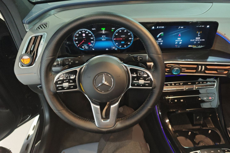 奔驰EQC 2022款 EQC 350 4MATIC局部细节13